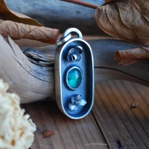 Pendentif Sanctuaire en argent massif tourmaline verte et succulentes en argent