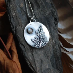 Pendentif EMPREINTE médaillon en argent 950 et sa labradorite