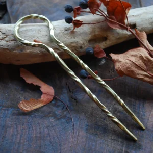 Barrette pic à cheveux en laiton torsadé, viking, art nouveau